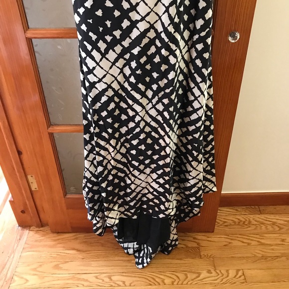 Terani Couture Evening Gown - Picture 2 of 9